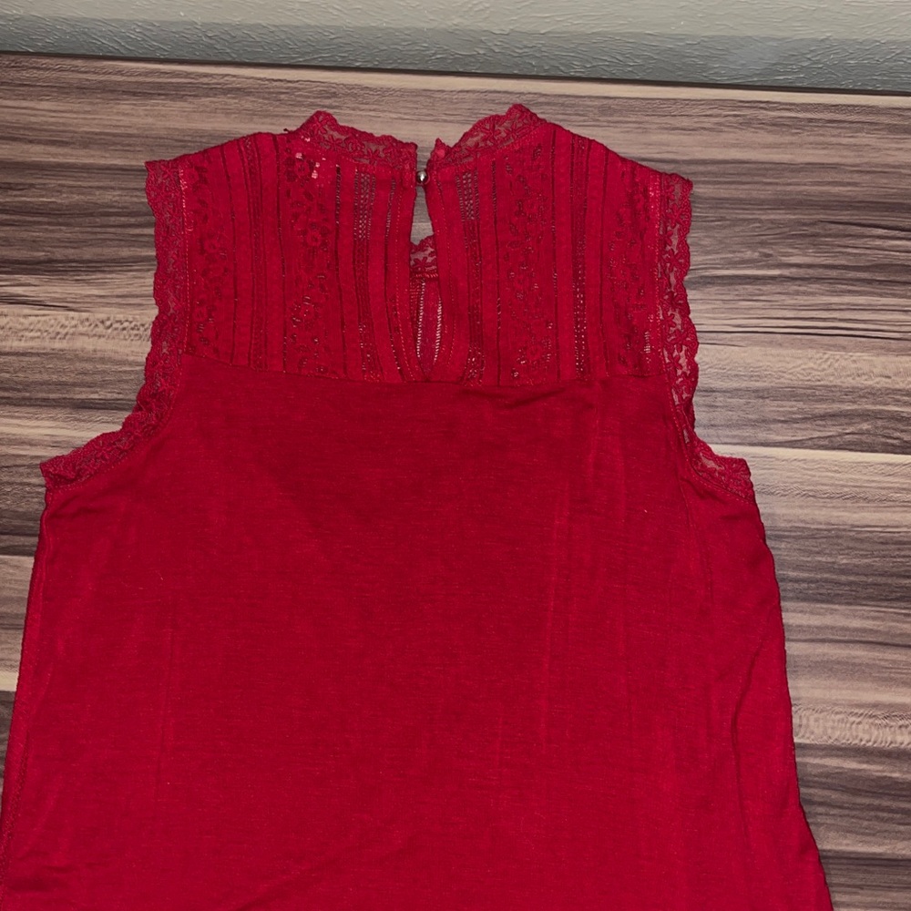 Red lace tank top. - Picture 7 of 12